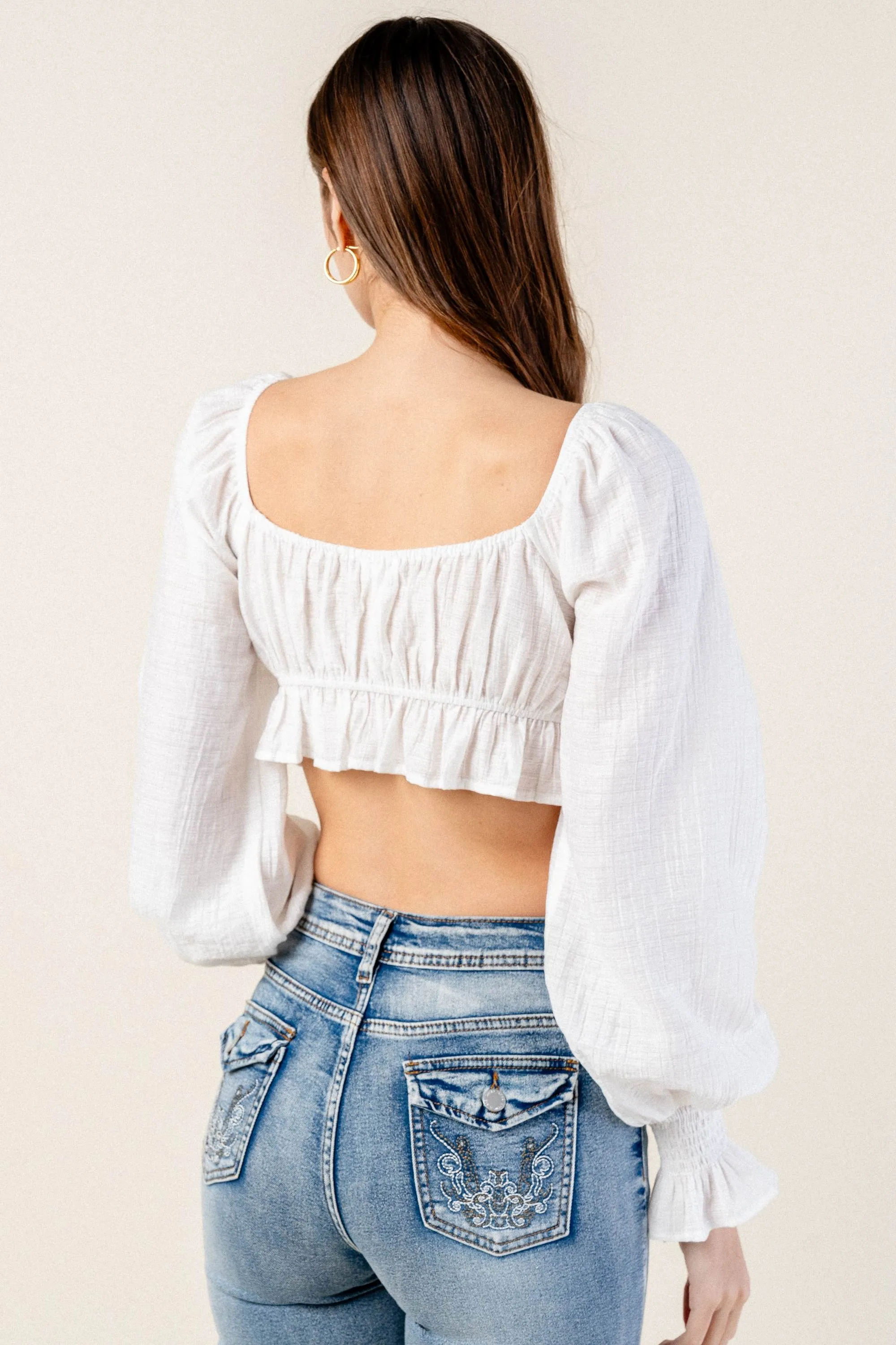 BT2654S / TEXTURED WOVEN RUFFLED FRONT TIE CROPPED TOP sold by privy product image thumbnail 3