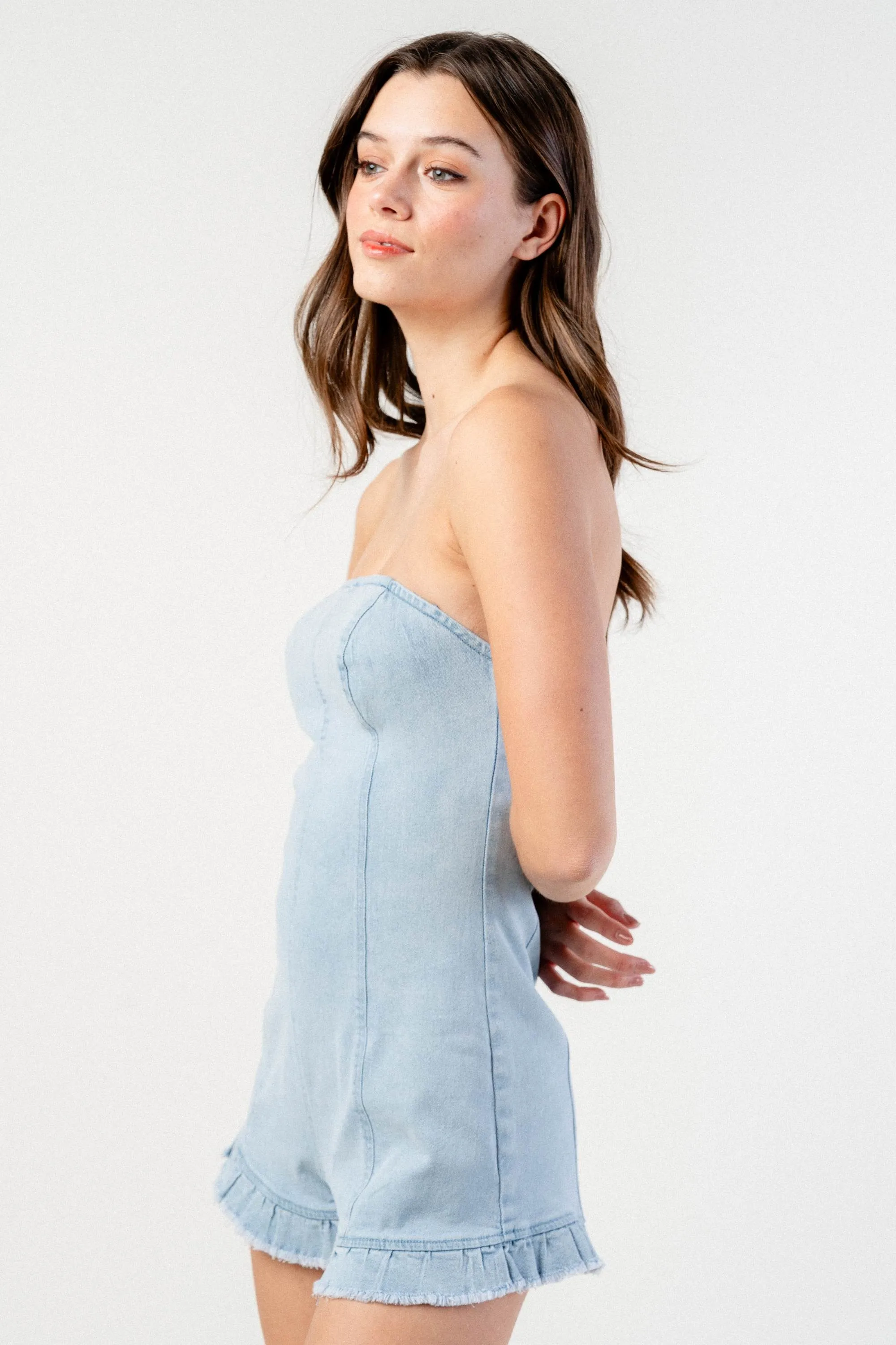OFF THE SHOULDER STRETCH DENIM ROMPER sold by privy product image thumbnail 2
