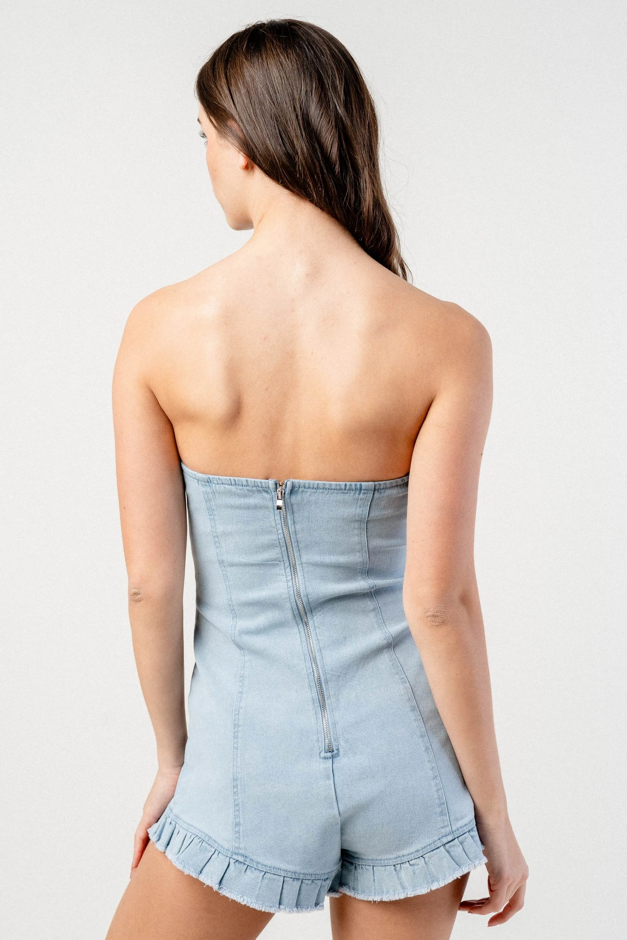 OFF THE SHOULDER STRETCH DENIM ROMPER sold by privy product image thumbnail 3