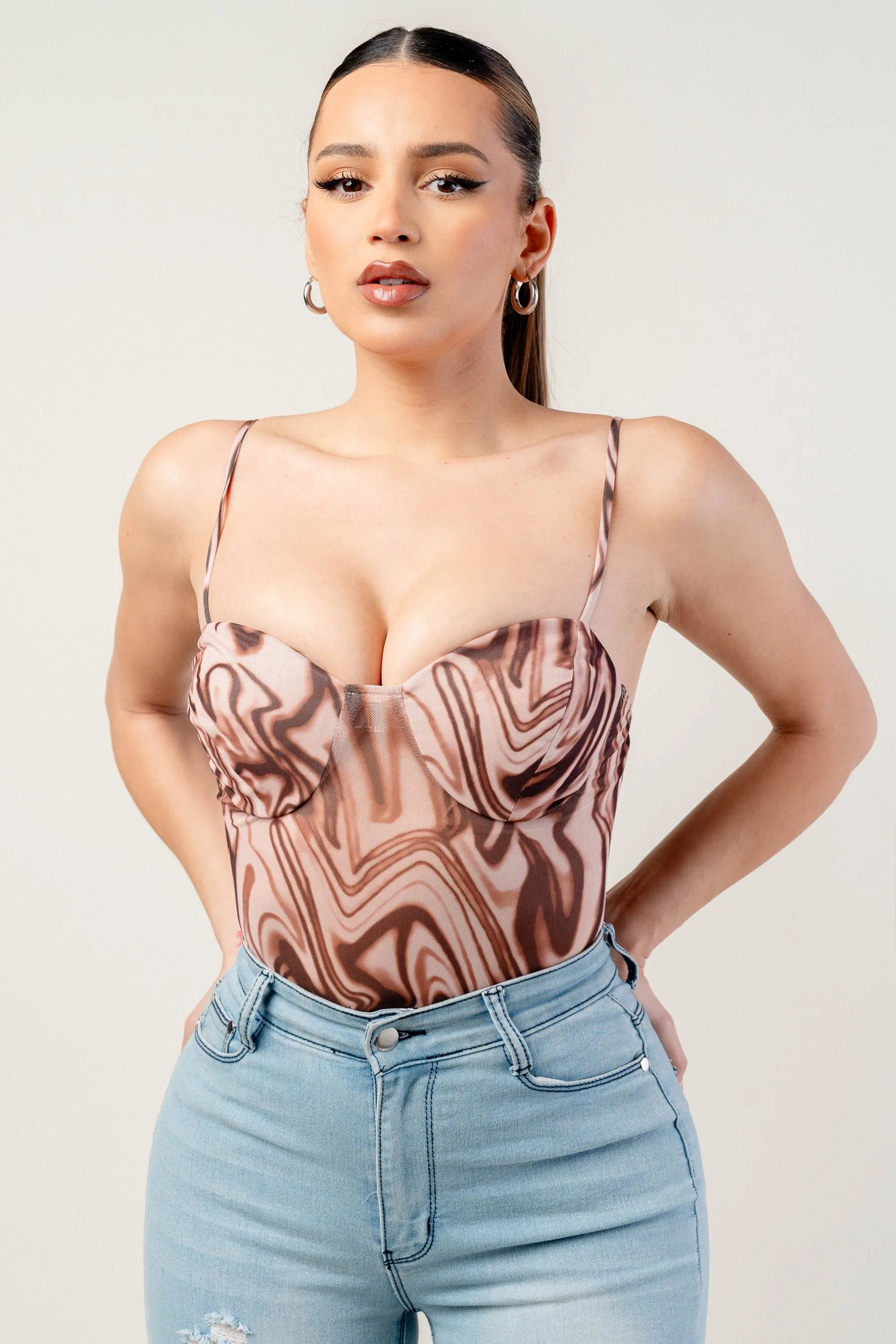 MESH PRINT BODYSUIT TOP sold by privy product image thumbnail 5