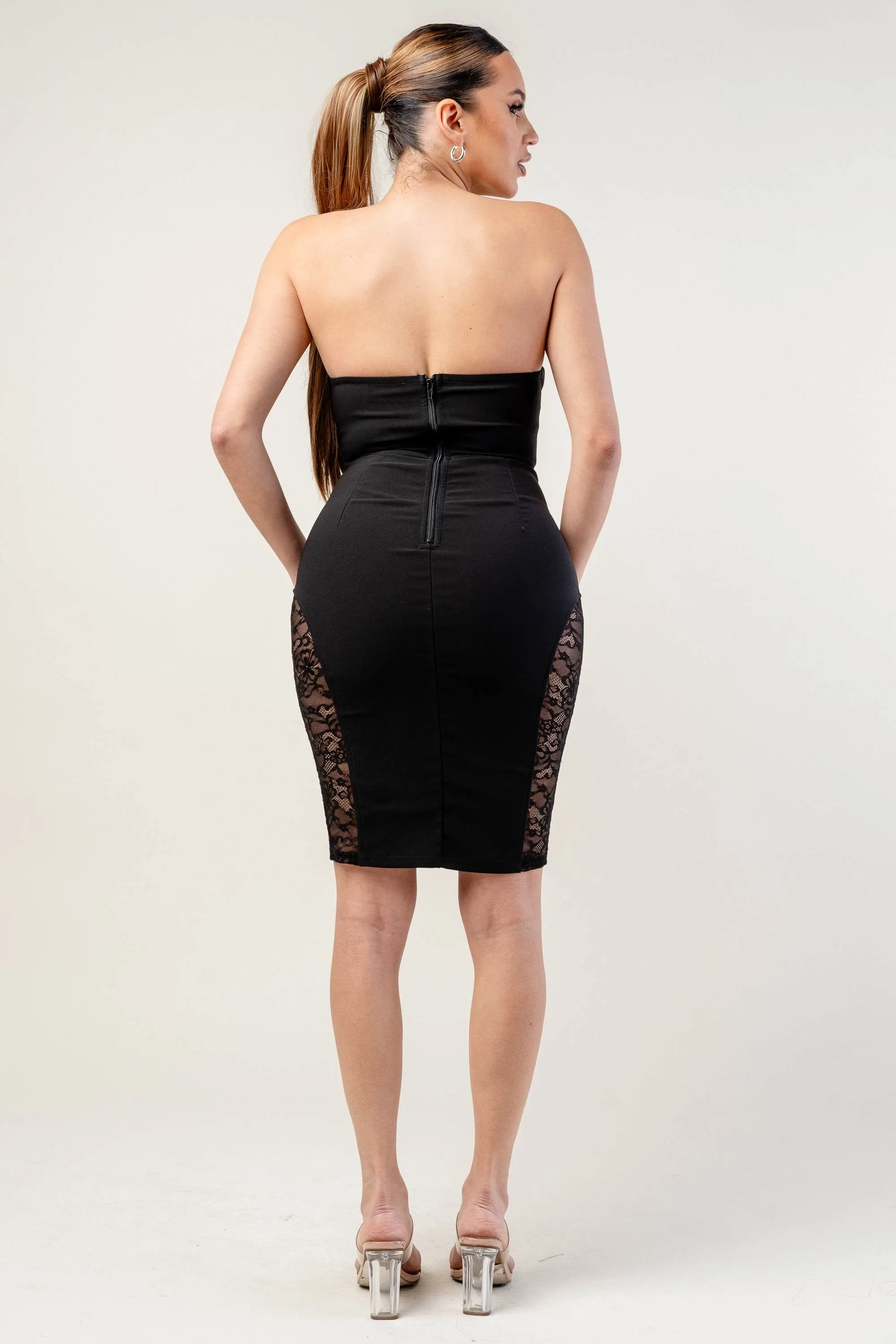 THICK STRETCH WOVEN & REGISTER LACE TUBE MIDI DRESS sold by privy product image thumbnail 3