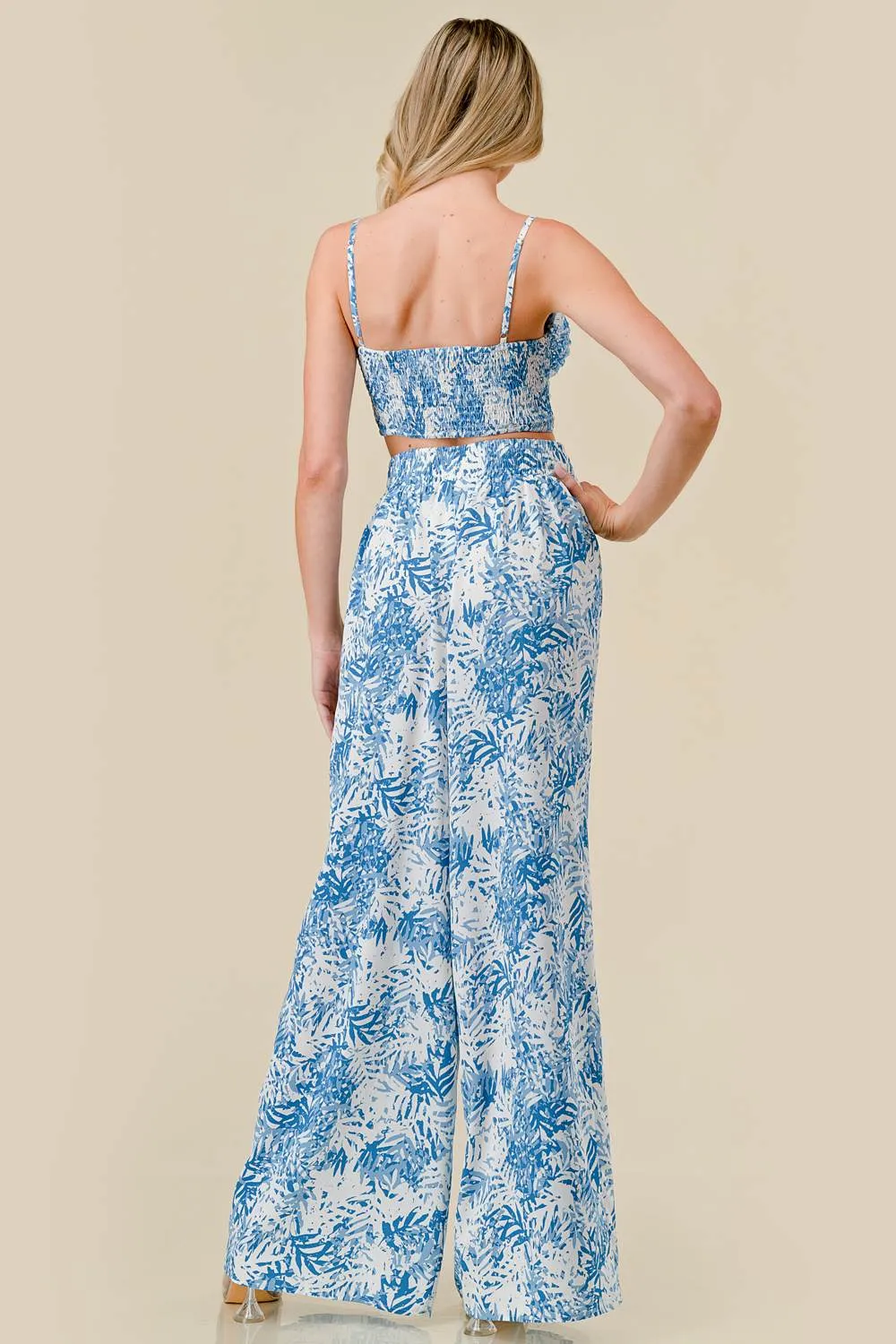 FRESH LEAFS PRINT SMOCKED CROPPED TOP & PANTS SET sold by privy product image thumbnail 3