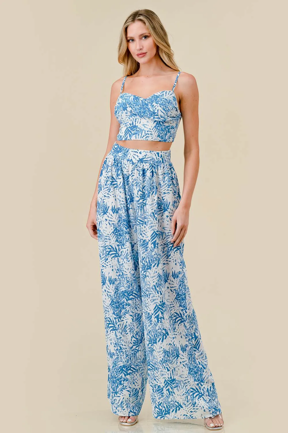 FRESH LEAFS PRINT SMOCKED CROPPED TOP & PANTS SET sold by privy product image thumbnail 4