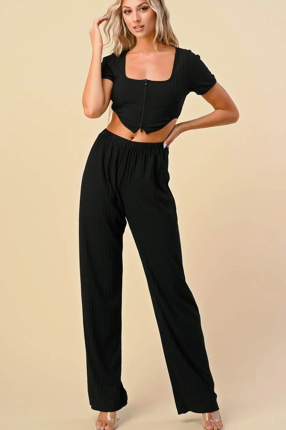 BS1018E / CHIC N COMFY ZIPPER RIBBED TOP AND PANTS SET sold by privy