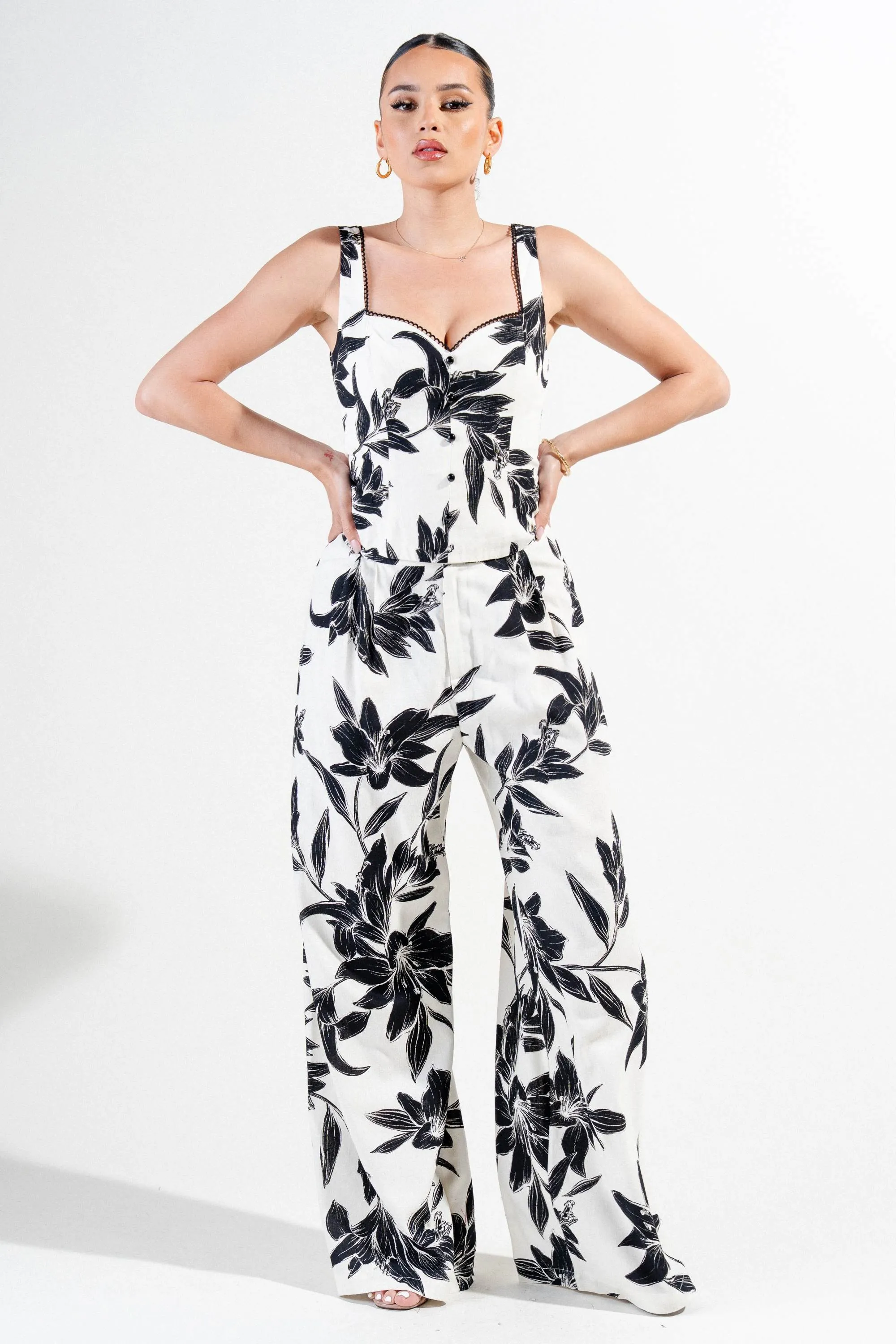 PBWS31937S-W / RAYON LINEN PRINT WIDE LEG PANTS sold by privy