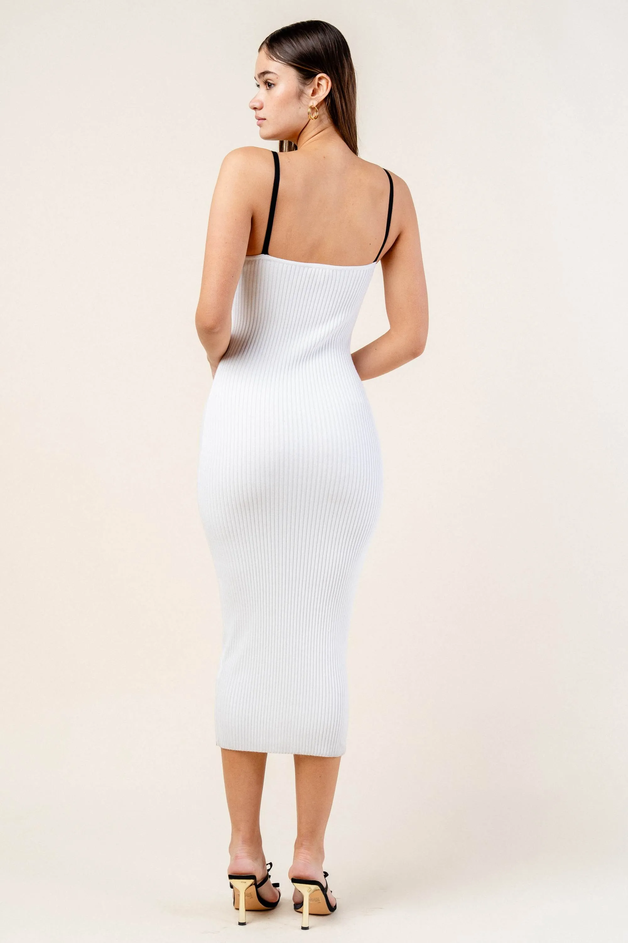 BD12596B / RIB SWEATER CONTRAST DRAWSTRING TRIM MIDI DRESS sold by privy product image thumbnail 3