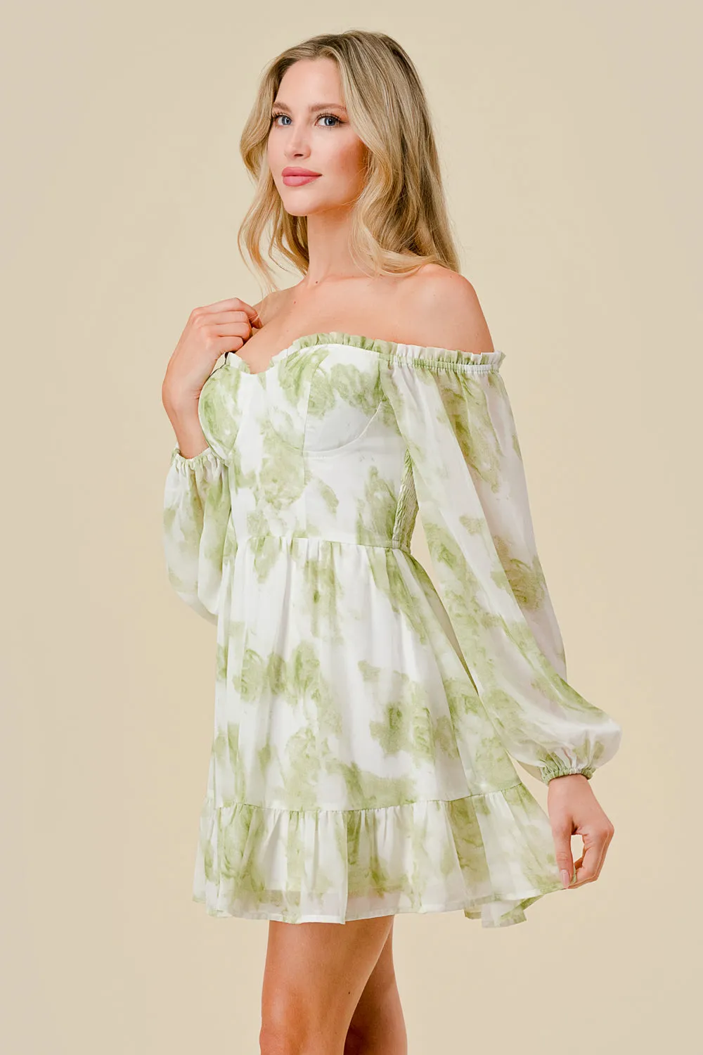 BD12189E / ROMANTIC FLORAL PRINT CHIFFON RUFFLED MINI DRESS sold by privy product image thumbnail 3