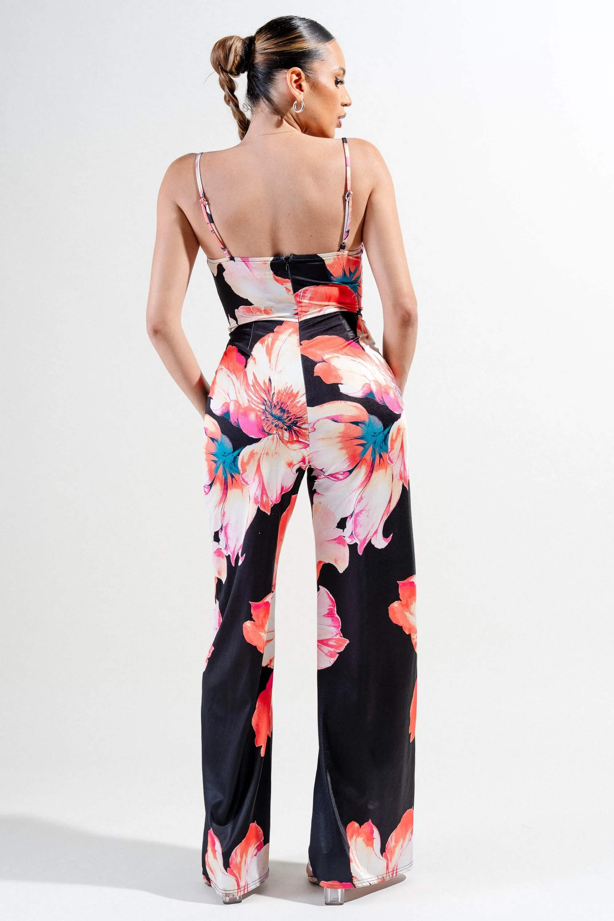 PJ11213S / KNIT SATIN PRINT JUMPSUIT sold by privy product image thumbnail 3
