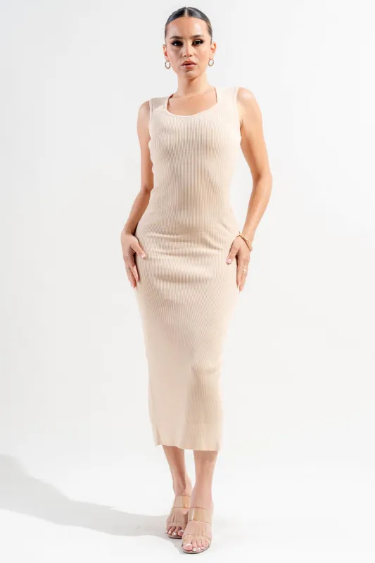 PD78310S-W / SWEATER RIB DRESS sold by privy