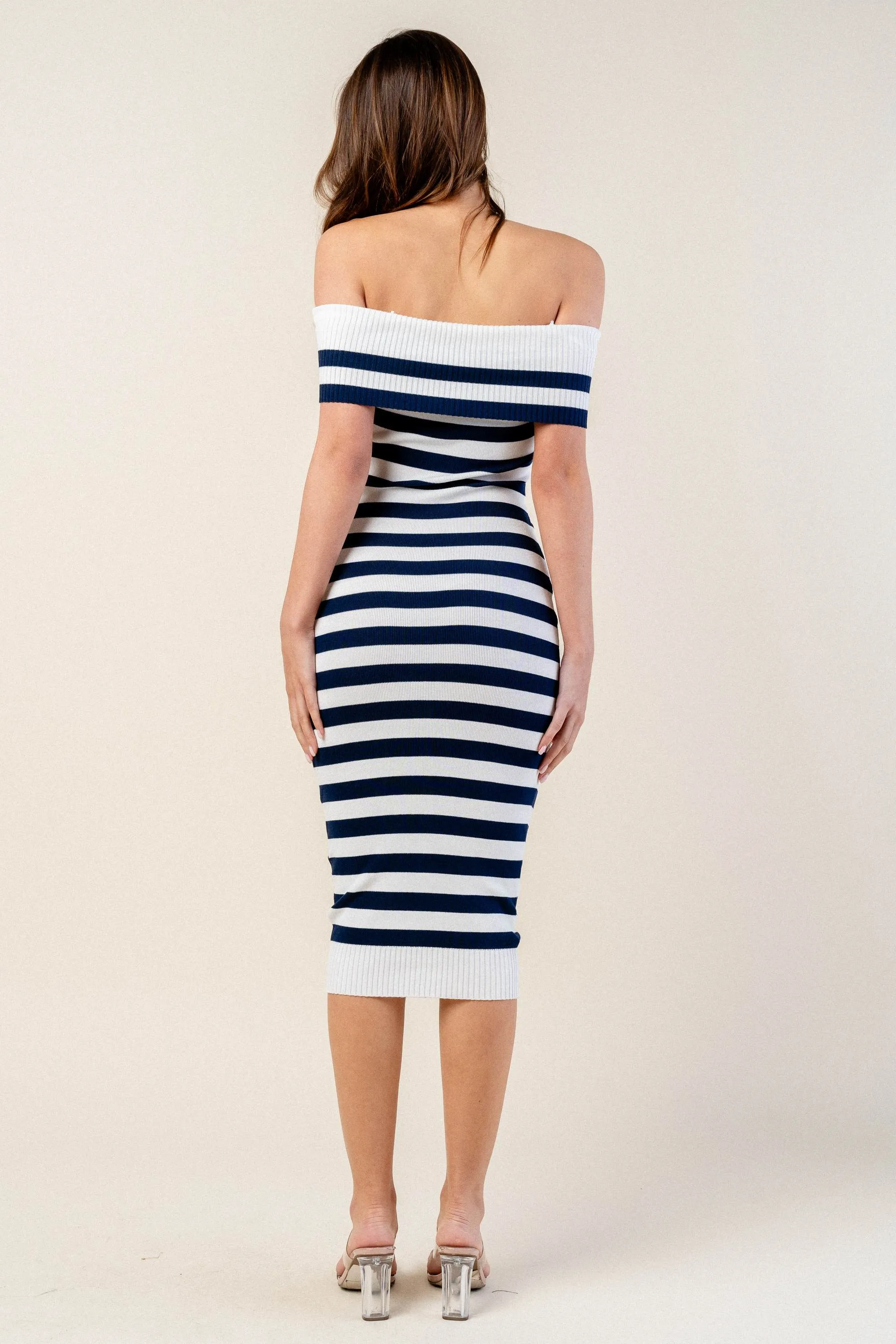 BDKS12925B / STRIPE SWEATER MIDI DRESS sold by privy product image thumbnail 2