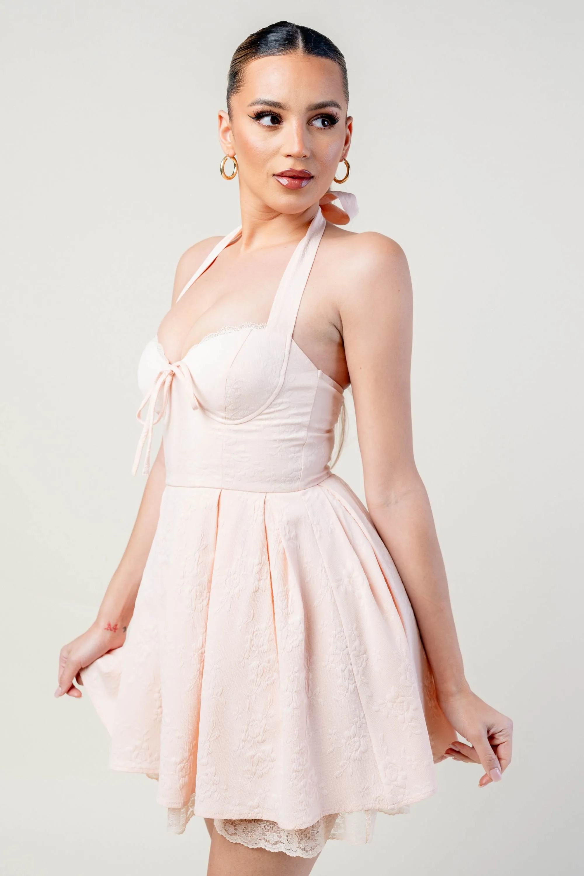 PD78291E-W / STRETCH TEXTURED WOVEN MINI DRESS sold by privy product image thumbnail 2
