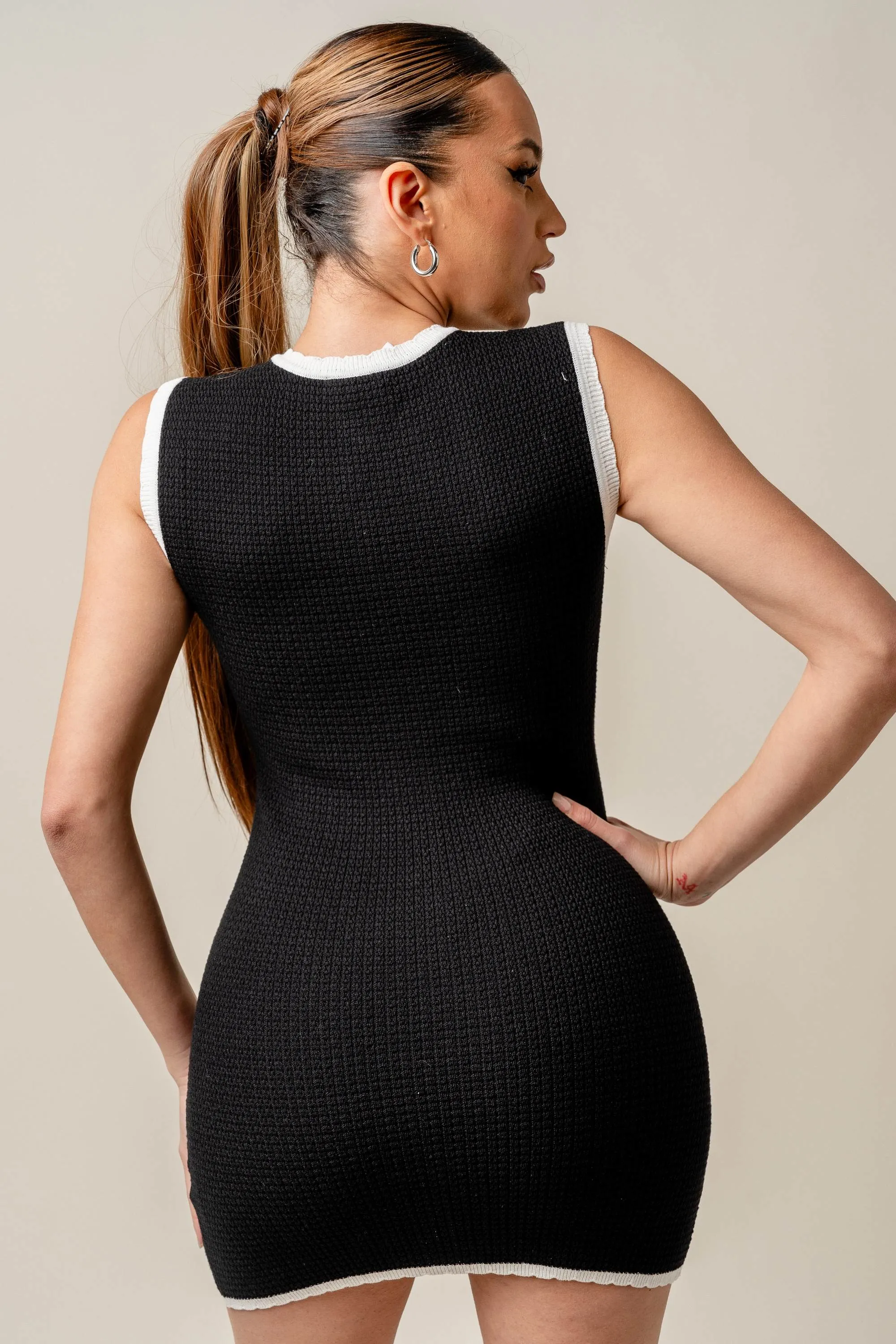 SWEATER KNIT CONTRAST DETAIL SLEEVELESS MINI DRESS sold by privy product image thumbnail 3