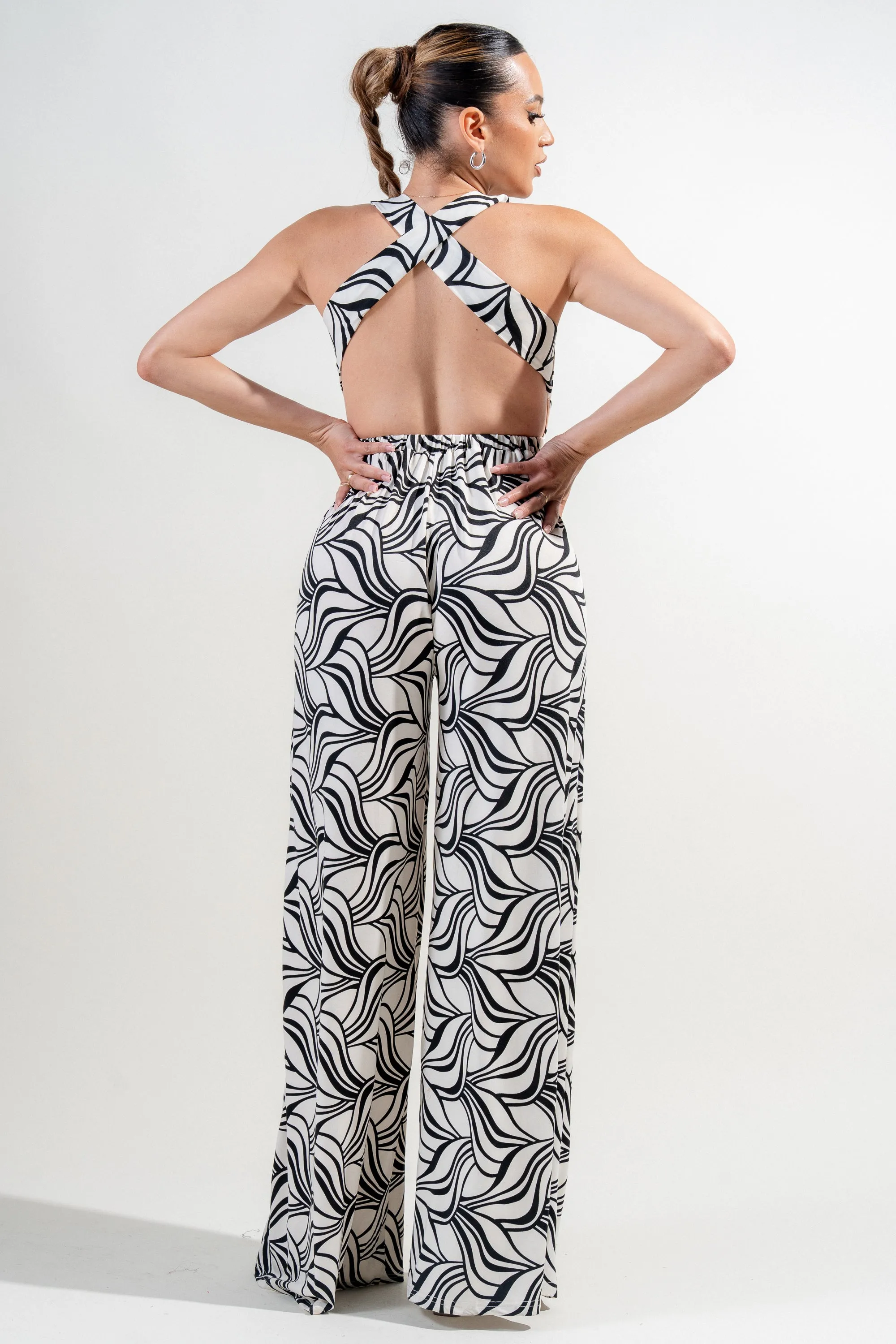 PJ10739B-W / LEAF PRINT HALTER RACERBACK WIDE LEGS JUMPSUIT sold by privy product image thumbnail 3