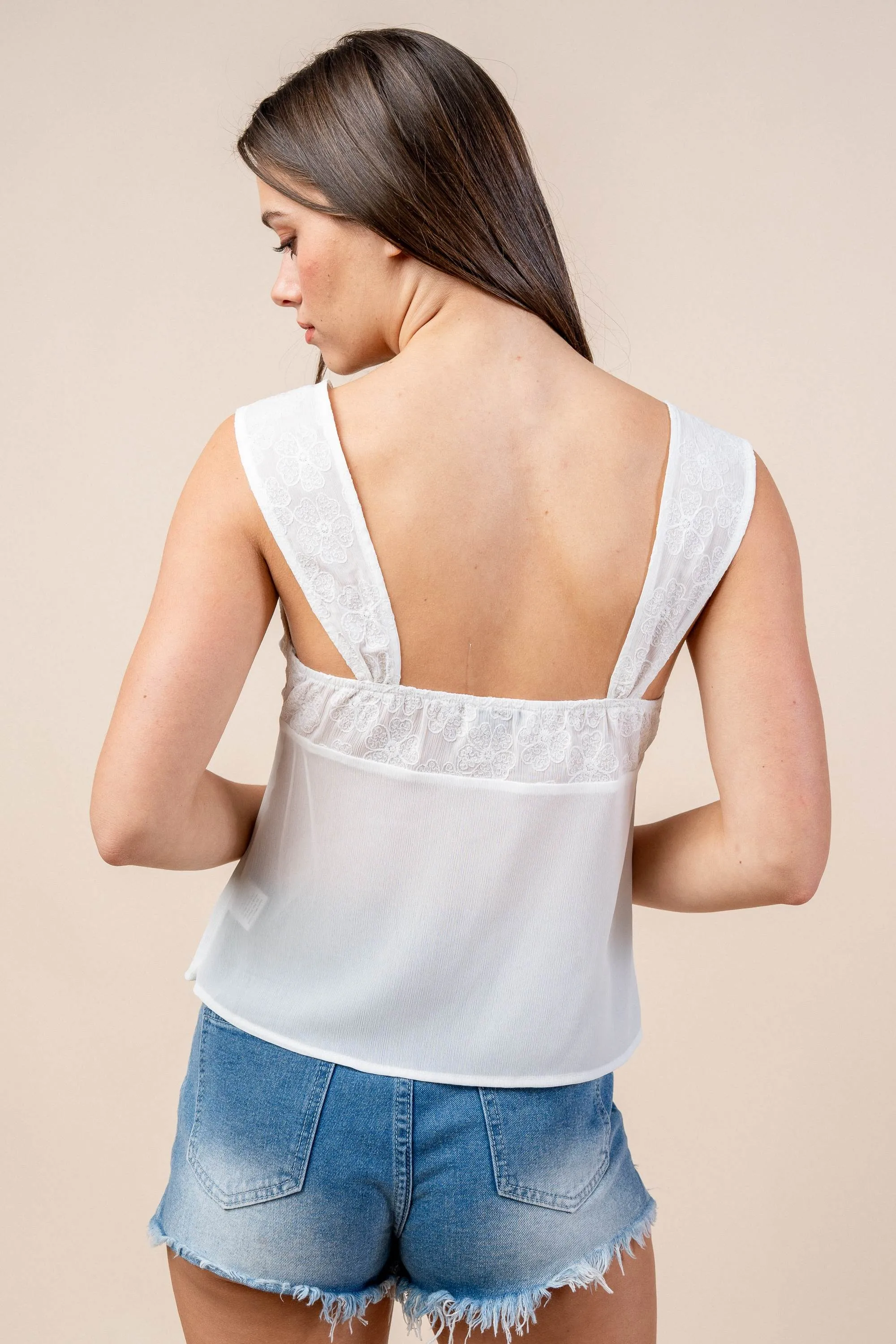 CTWS10411K / EMBROIDERED CHIFFON TOP sold by privy product image thumbnail 3