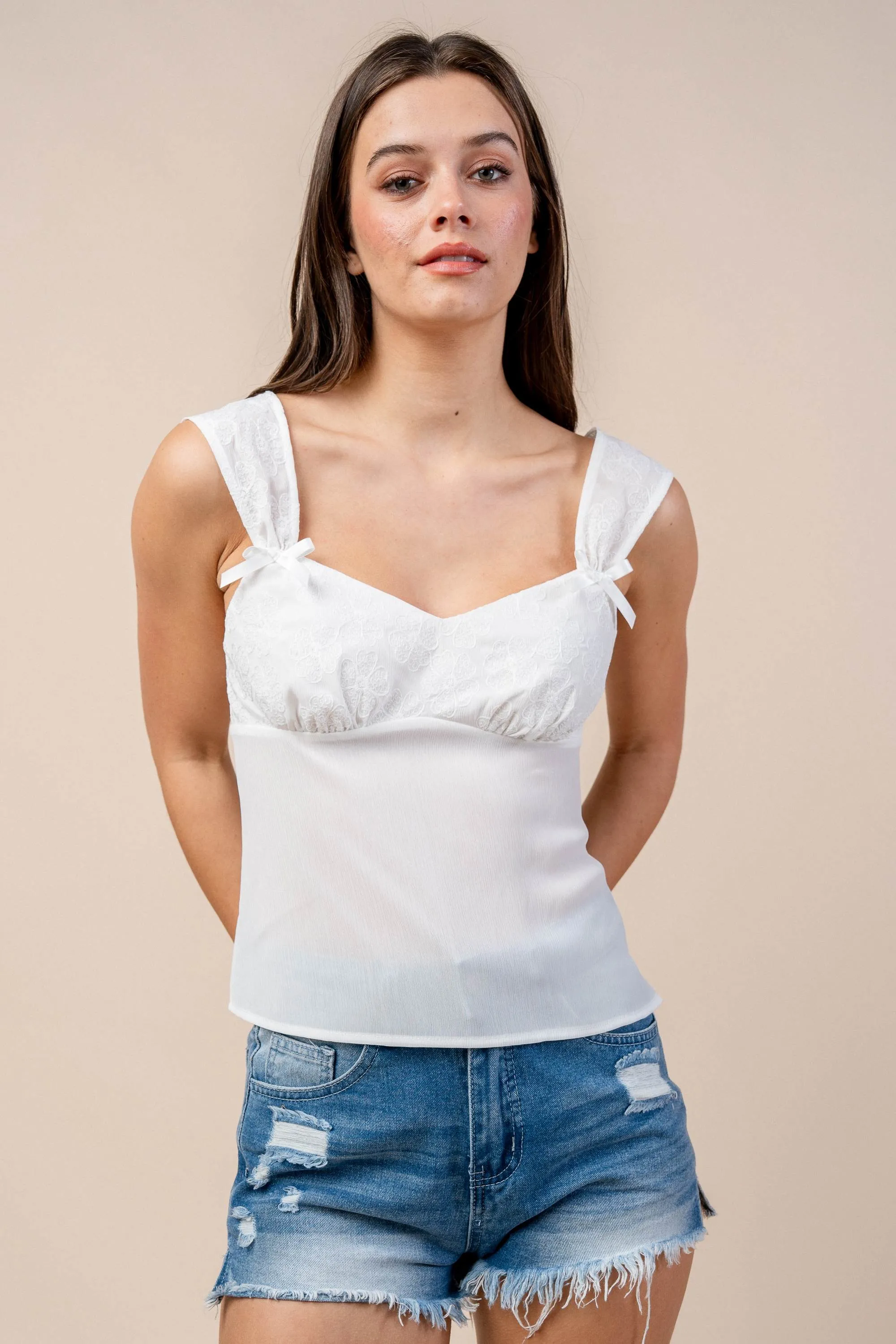 CTWS10411K / EMBROIDERED CHIFFON TOP sold by privy product image thumbnail 4