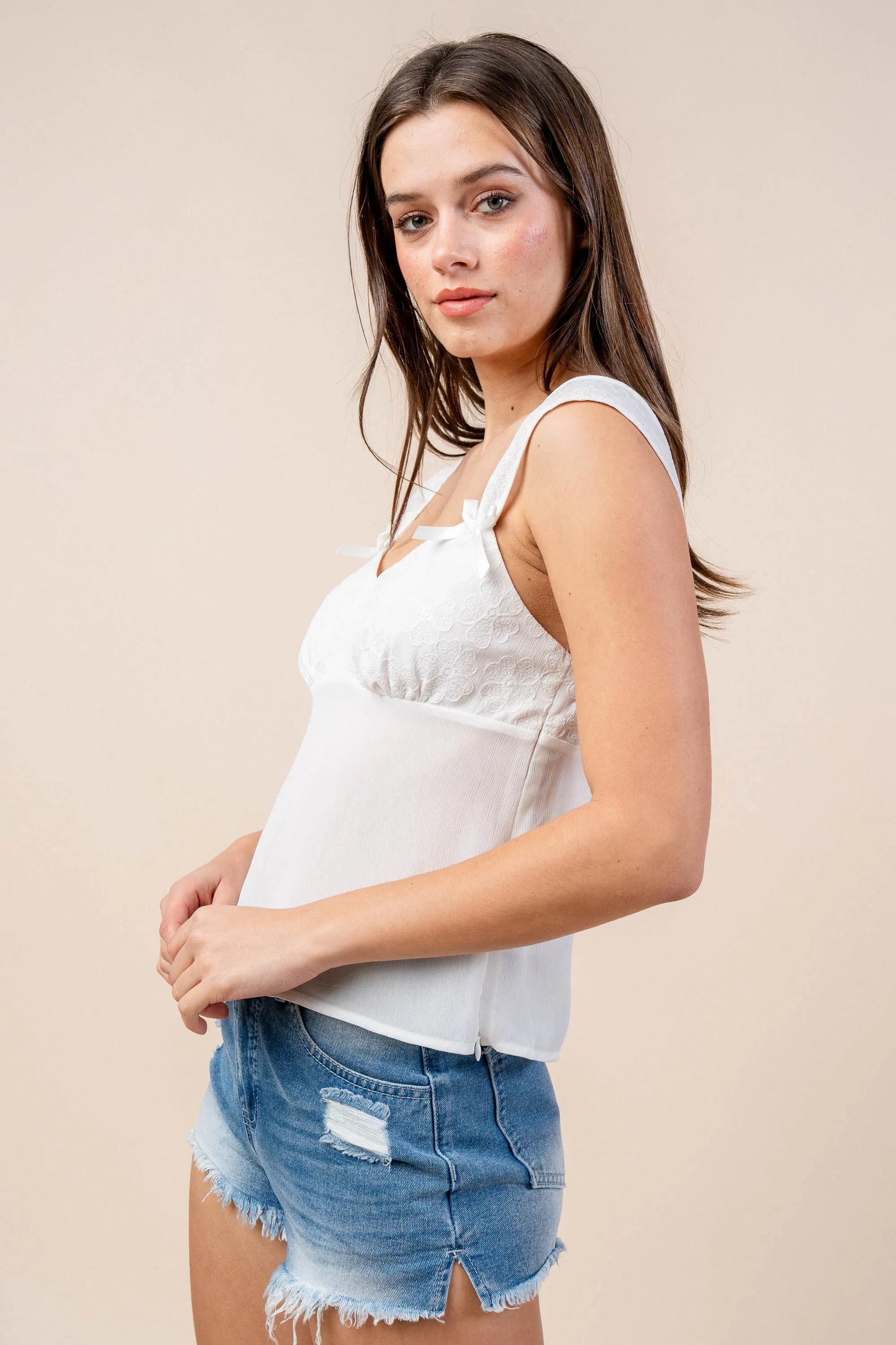 CTWS10411K / EMBROIDERED CHIFFON TOP sold by privy product image thumbnail 2