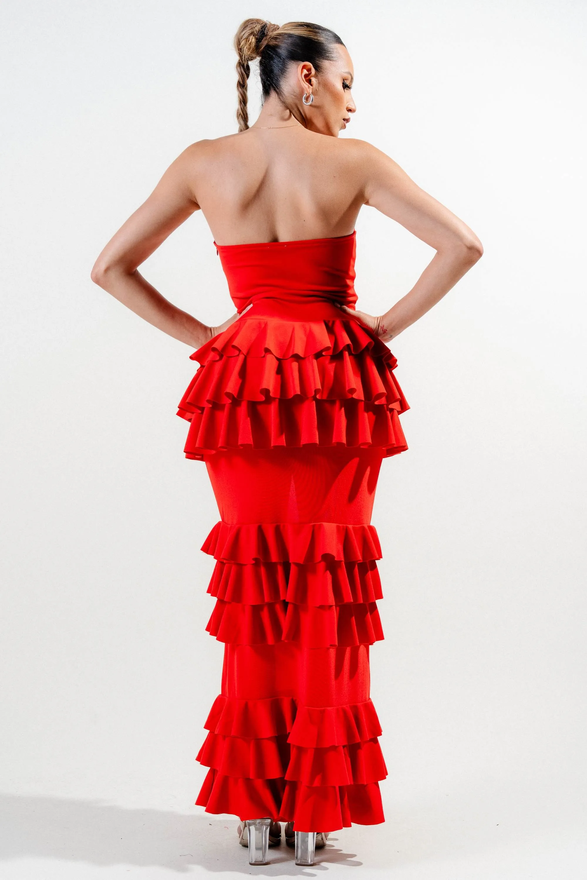 HD30109S / TEXTURED KNIT & MESH STRAPLESS RUFFLE SHEER LEG MAXI DRESS sold by privy product image thumbnail 3