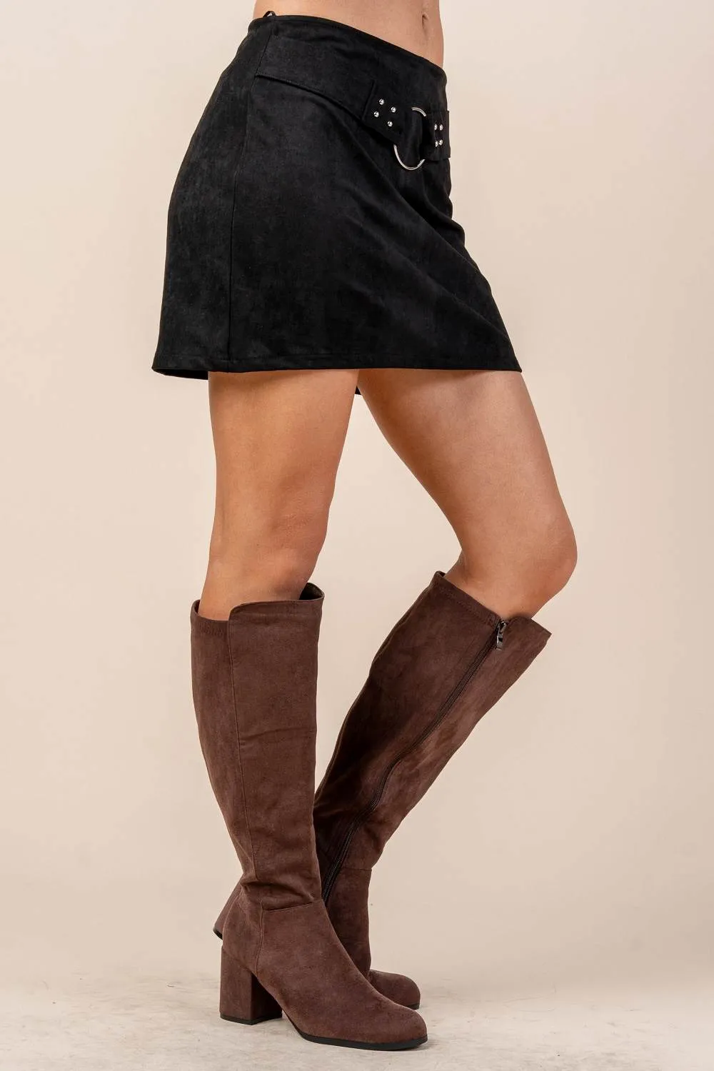 CB20039N / SUEDE MINI SKIRT WITH O-RING BELT DETAIL sold by privy product image thumbnail 3