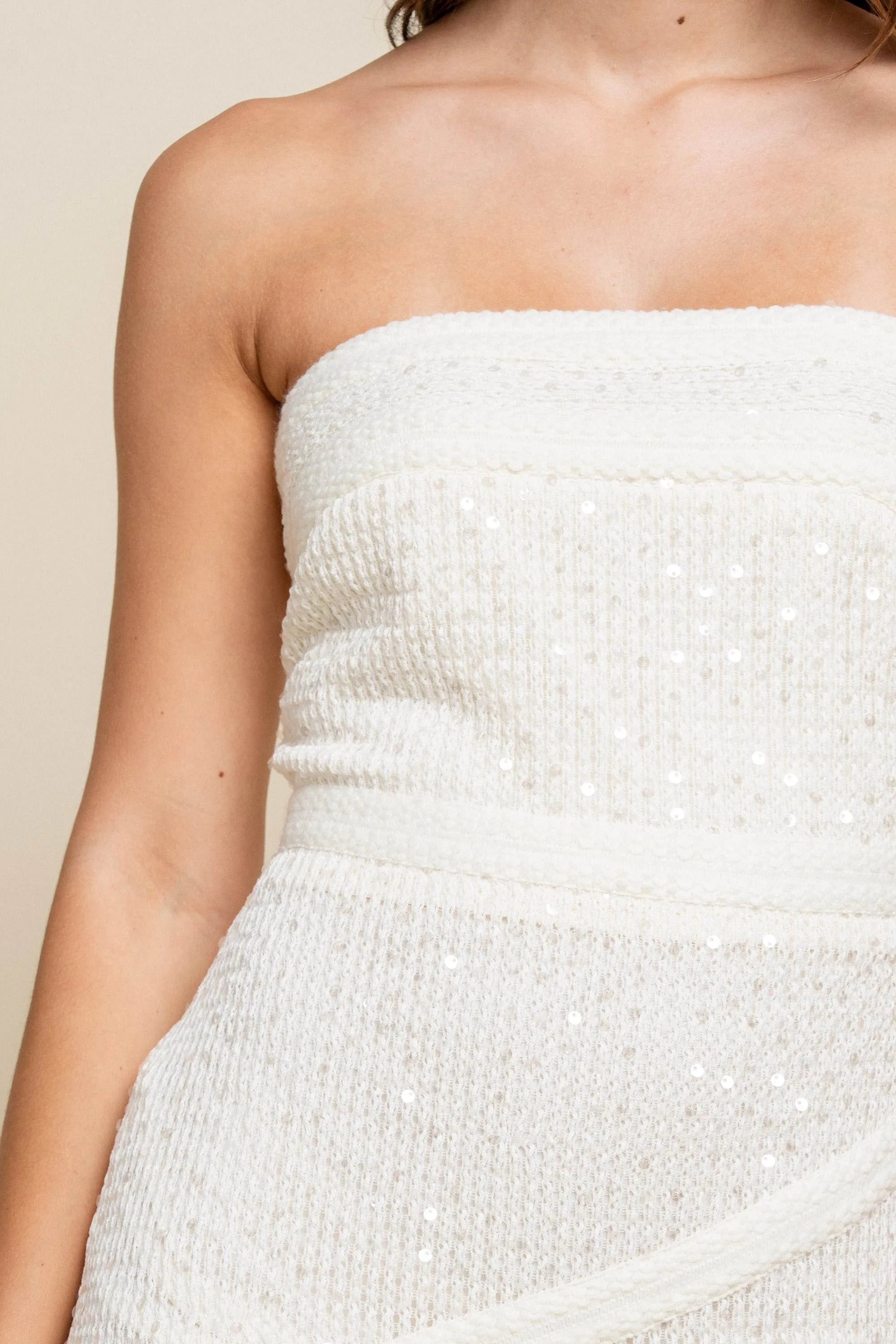 CDKF30497E / SEQUINNED KNIT MAXI TUBE DRESS sold by privy product image thumbnail 4