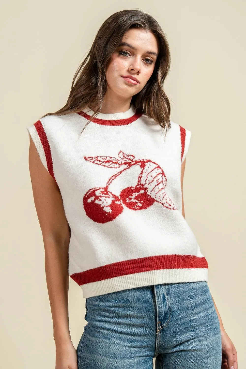 BT3362C / SLEEVELESS KNIT VEST sold by privy