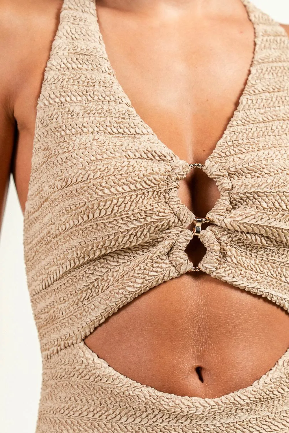 HD30224E / PATTERN KNIT W/ TRIM HALTER MIDI DRESS sold by privy product image thumbnail 5