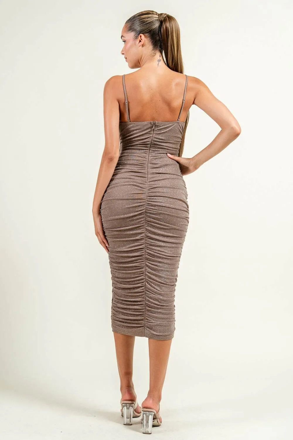 PD79190N / SWEETHEART RUCHED MIDI BODYCON DRESS sold by privy product image thumbnail 3