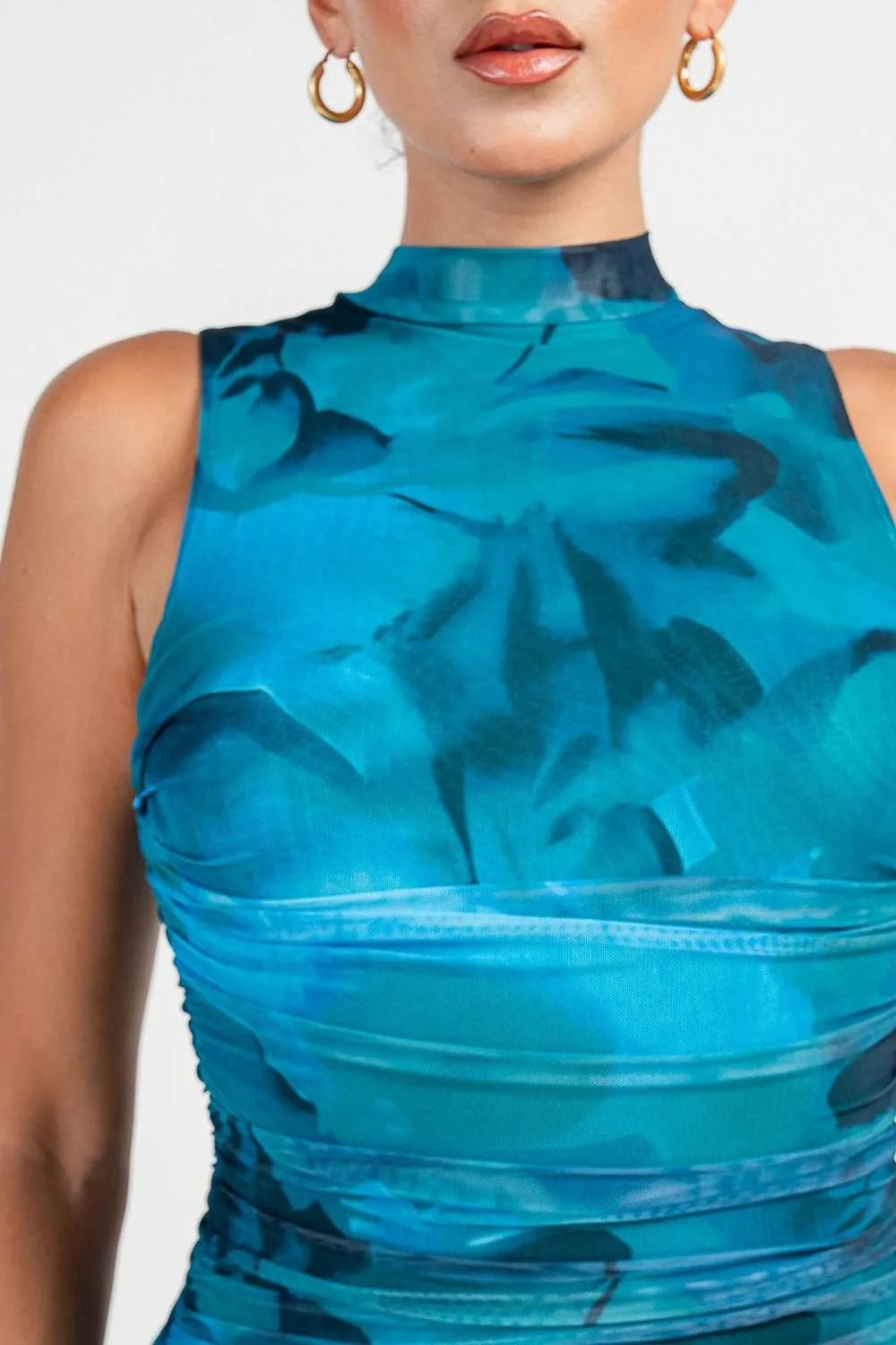 PD79283N / MOCK NK S/V LESS BACK SLIT RUCHING MIDI DRESS sold by privy product image thumbnail 5