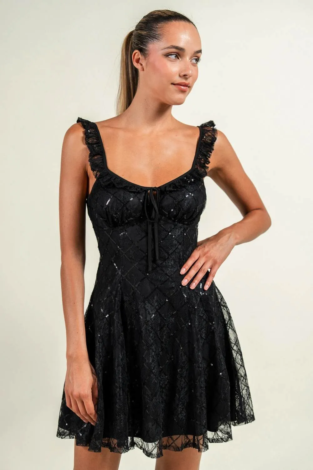 HD30244K / NOVELTY LACE MINI DRESS sold by privy product image thumbnail 4