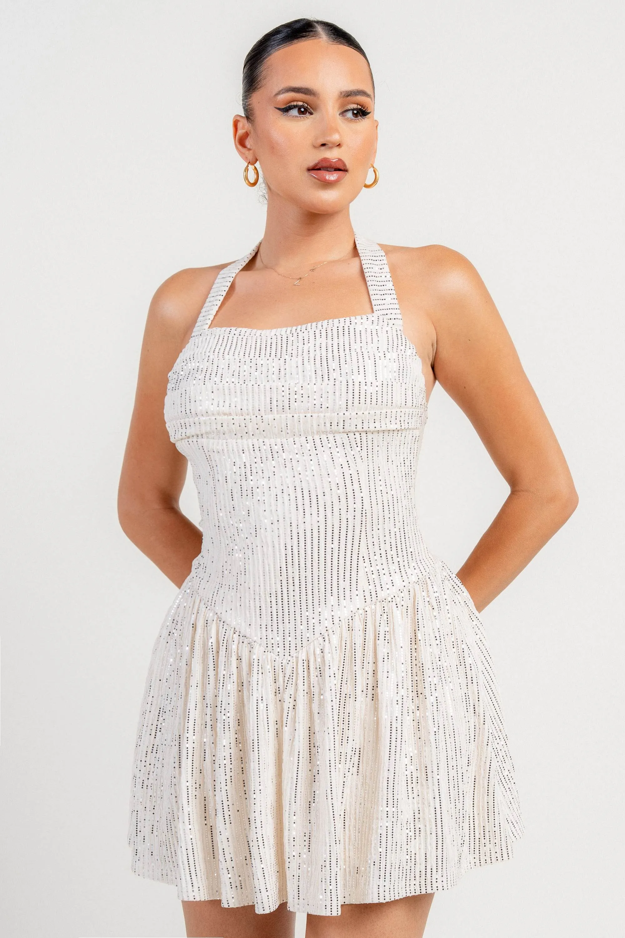 PD79013E / SEQUIN TEXTURED KNIT HALTER NECK CORSET FLARE MINI DRESS sold by privy product image thumbnail 2