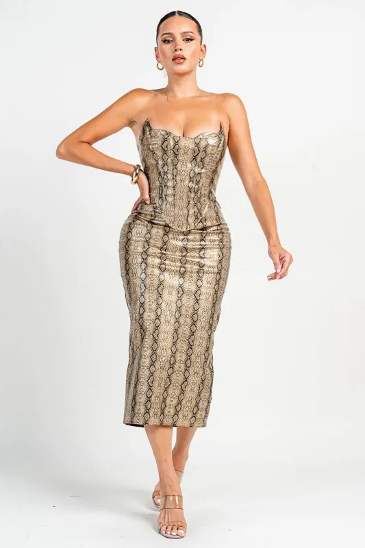 HD30175B / STRAPLESS PEEKABOO CORSET SNAKE SKIN PRINT MIDI DRESS sold by privy