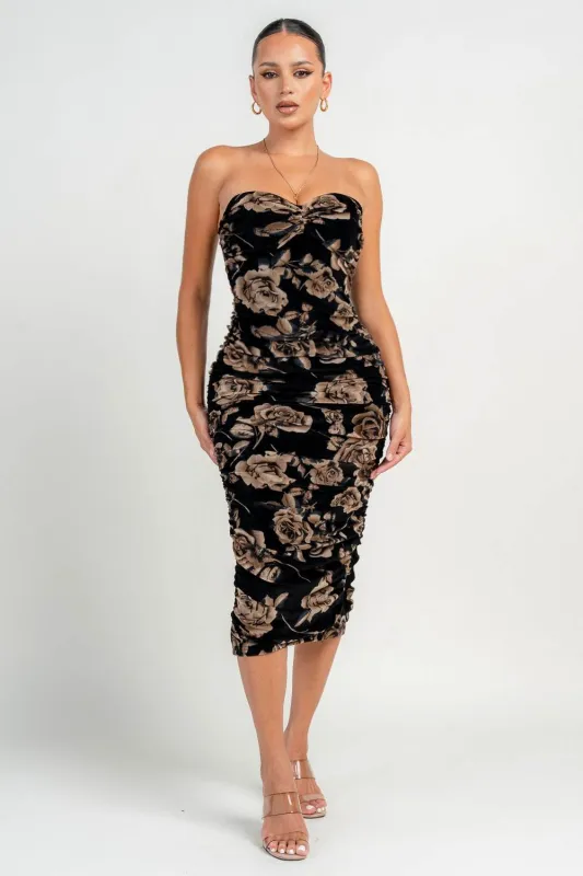 PD79354BST / TUBE RUCHING MIDI BODYCON DRESS sold by privy