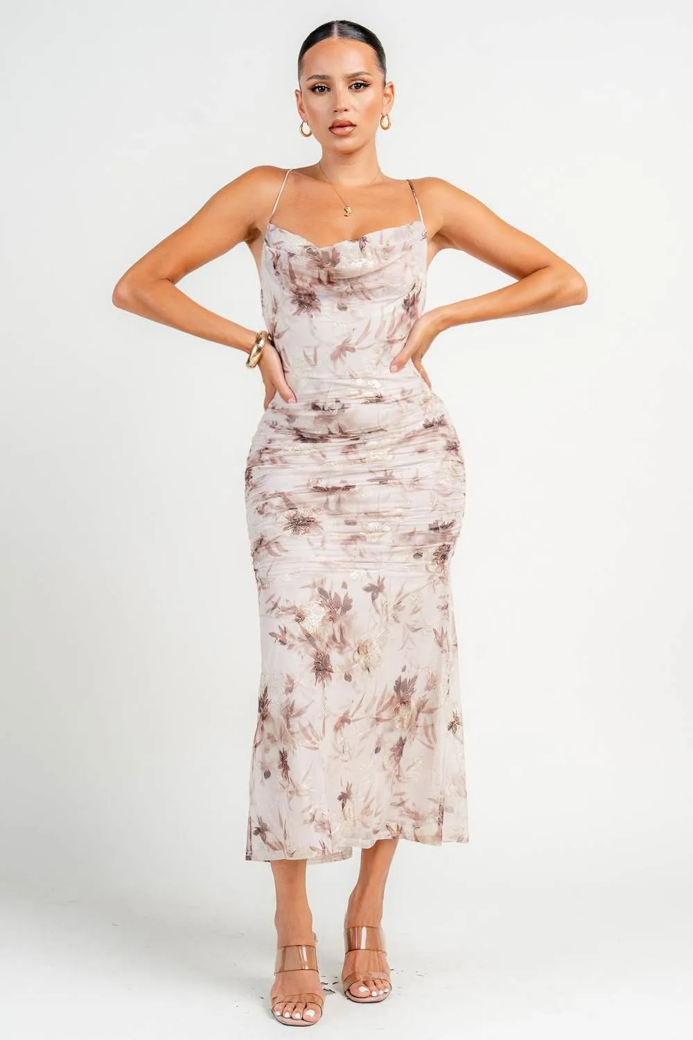 HD30469K / DEEP PLUNGE HALTER NECK RUCHED A-LINE MIDI DRESS sold by privy product image thumbnail 4