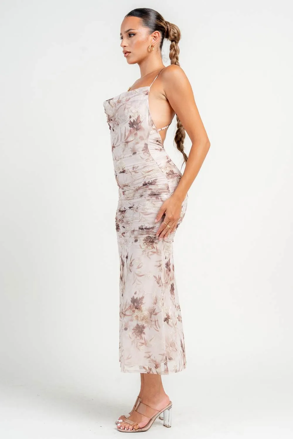 HD30469K / DEEP PLUNGE HALTER NECK RUCHED A-LINE MIDI DRESS sold by privy product image thumbnail 2