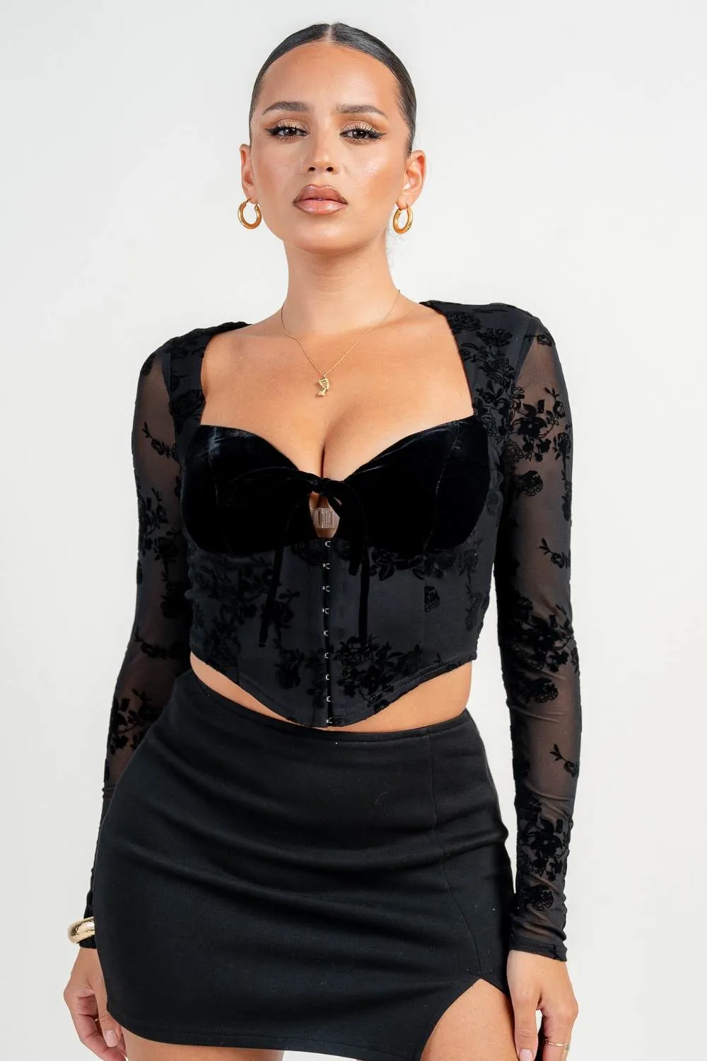 PT45507N / HOOK AND EYE FRONT OPEN BUSTIER LONG SLV TOP sold by privy product image thumbnail 4