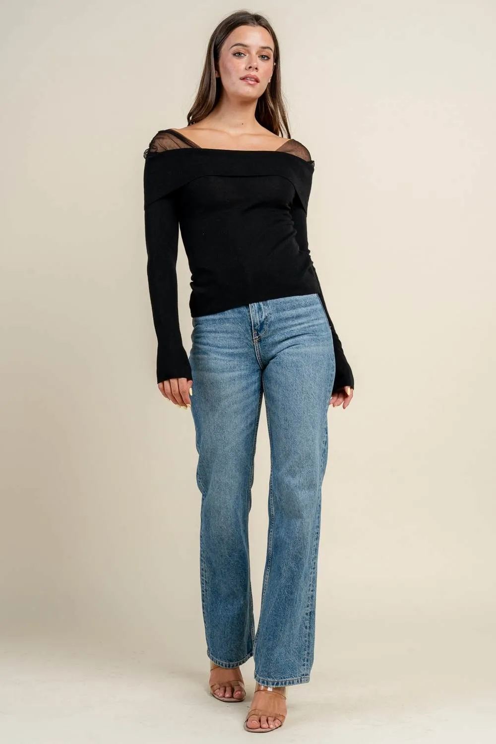 BT3302C / OFF-SHOULDER LONG SLEEVE TOP WITH LACE DETAIL sold by privy product image thumbnail 5
