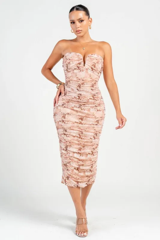 PD79353KST / WIRE INSET TUBE RUCHING MIDI BODYCON sold by privy