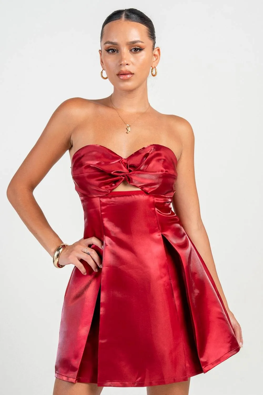 HD30317S / STRAPLESS STRAPPY DETAILED A-LINE MINI DRESS sold by privy product image thumbnail 2