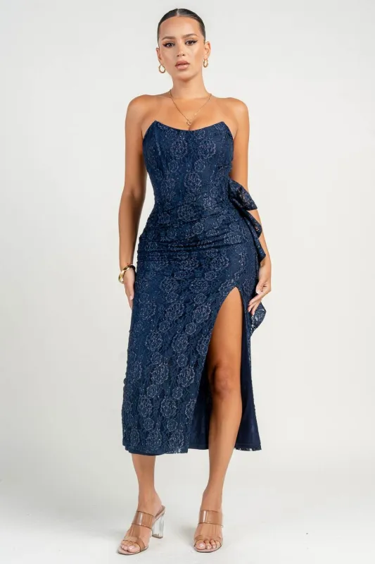 HD30459EST / STRAPLESS MIDI DRESS sold by privy