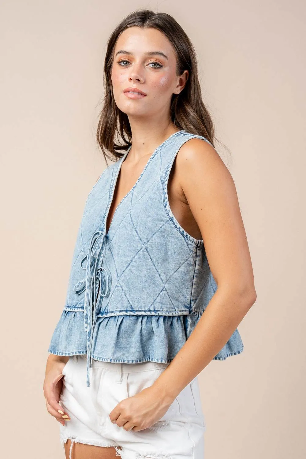 CT10635Y / QUILT DETAILED FRONT TIE CHAMBRAY VEST sold by privy product image thumbnail 2