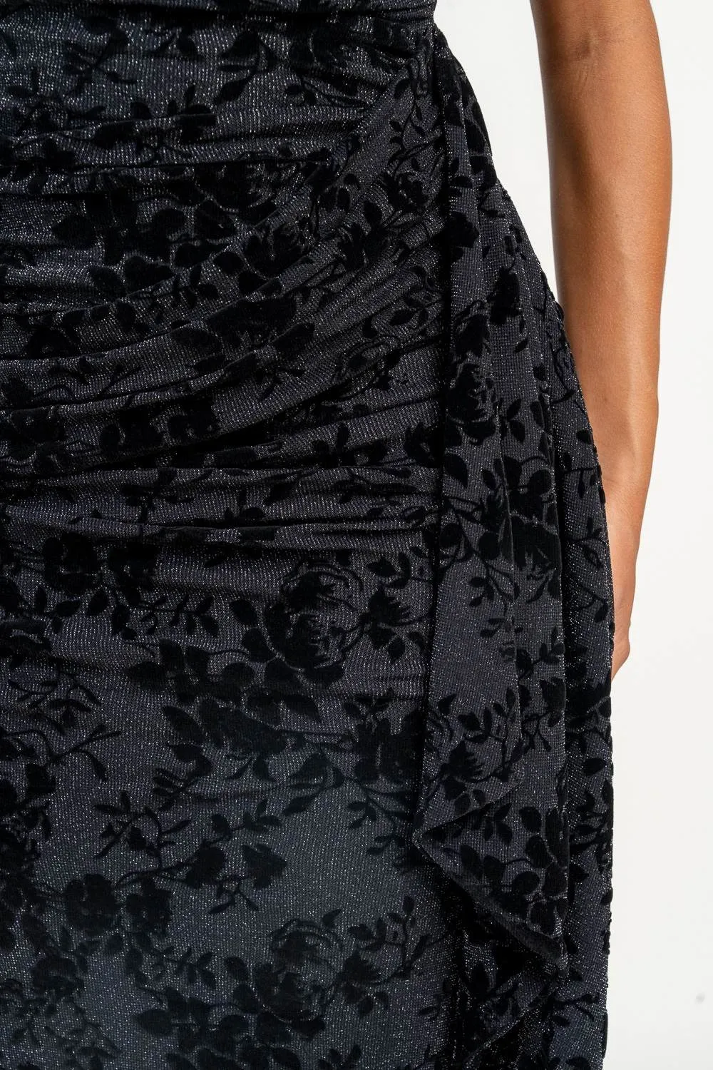 HD30318N / METALLIC MESH FLOCKING RUCHED MIDI W/ SASH DRESS sold by privy product image thumbnail 5