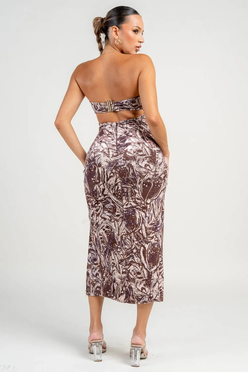 HD30517NST / STRAPLESS PLEATED DETAILED SPLIT LEG MIDI DRESS sold by privy product image thumbnail 3