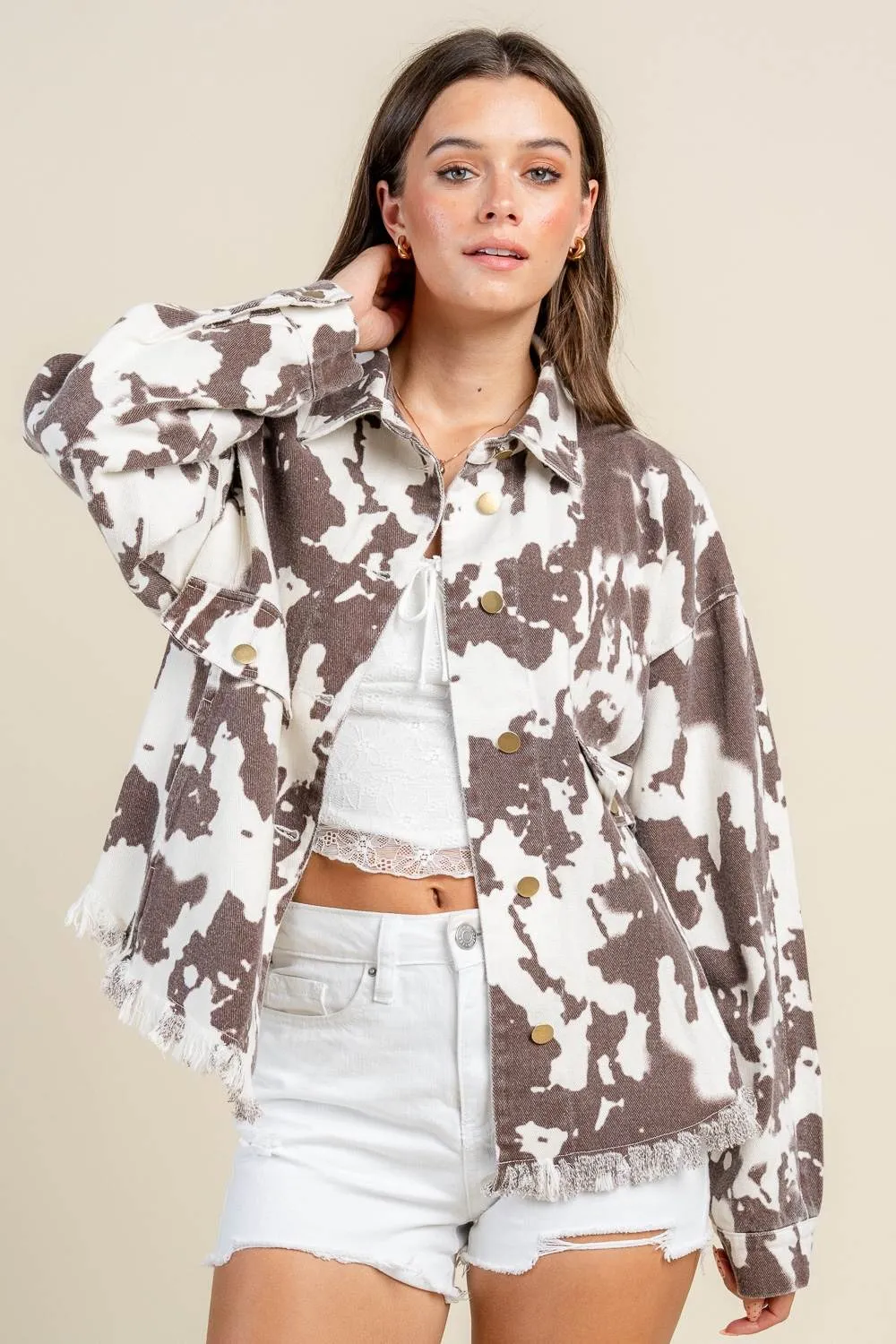 BG5371E / OVERSIZED SHACKET WITH FRINGED HEM sold by privy product image thumbnail 4