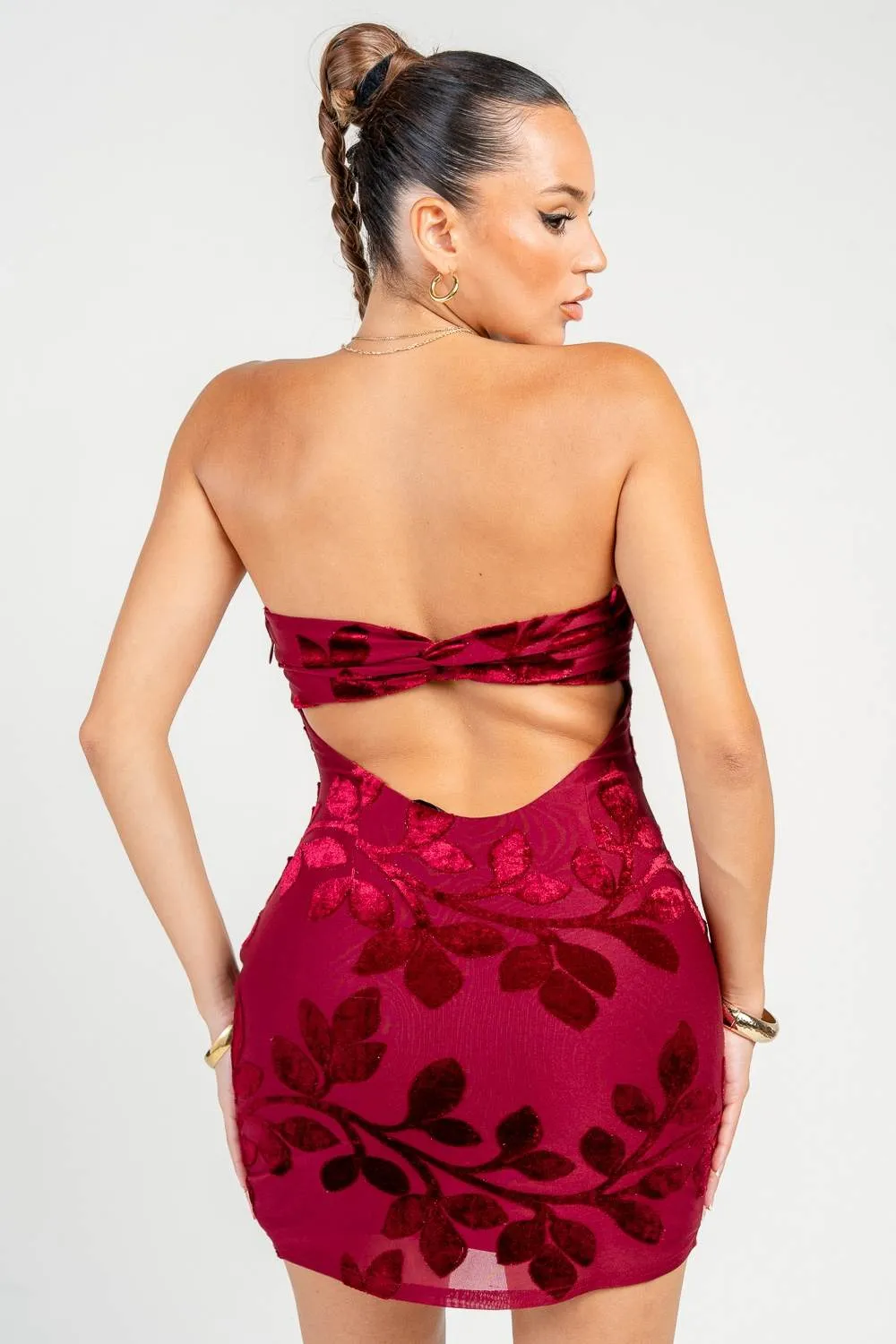 HD30718K / Strapless Twist Back Detail Mini Dress sold by privy product image thumbnail 4