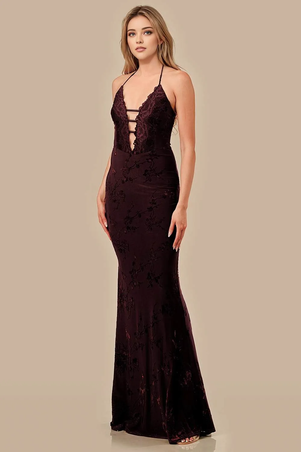 AD30383SW / FLOCKING KNIT W/ LACE TRIM MIDI DRESS sold by privy product image thumbnail 4
