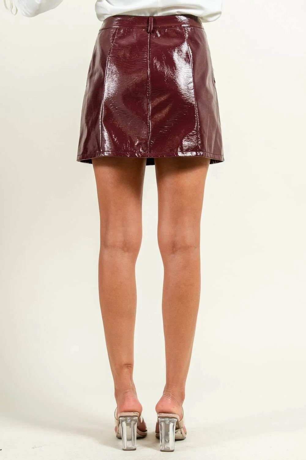 PB32027K / FRONT 2-SIDE SLIT SHINY PLEATHER MINI SKIRT sold by privy product image thumbnail 4