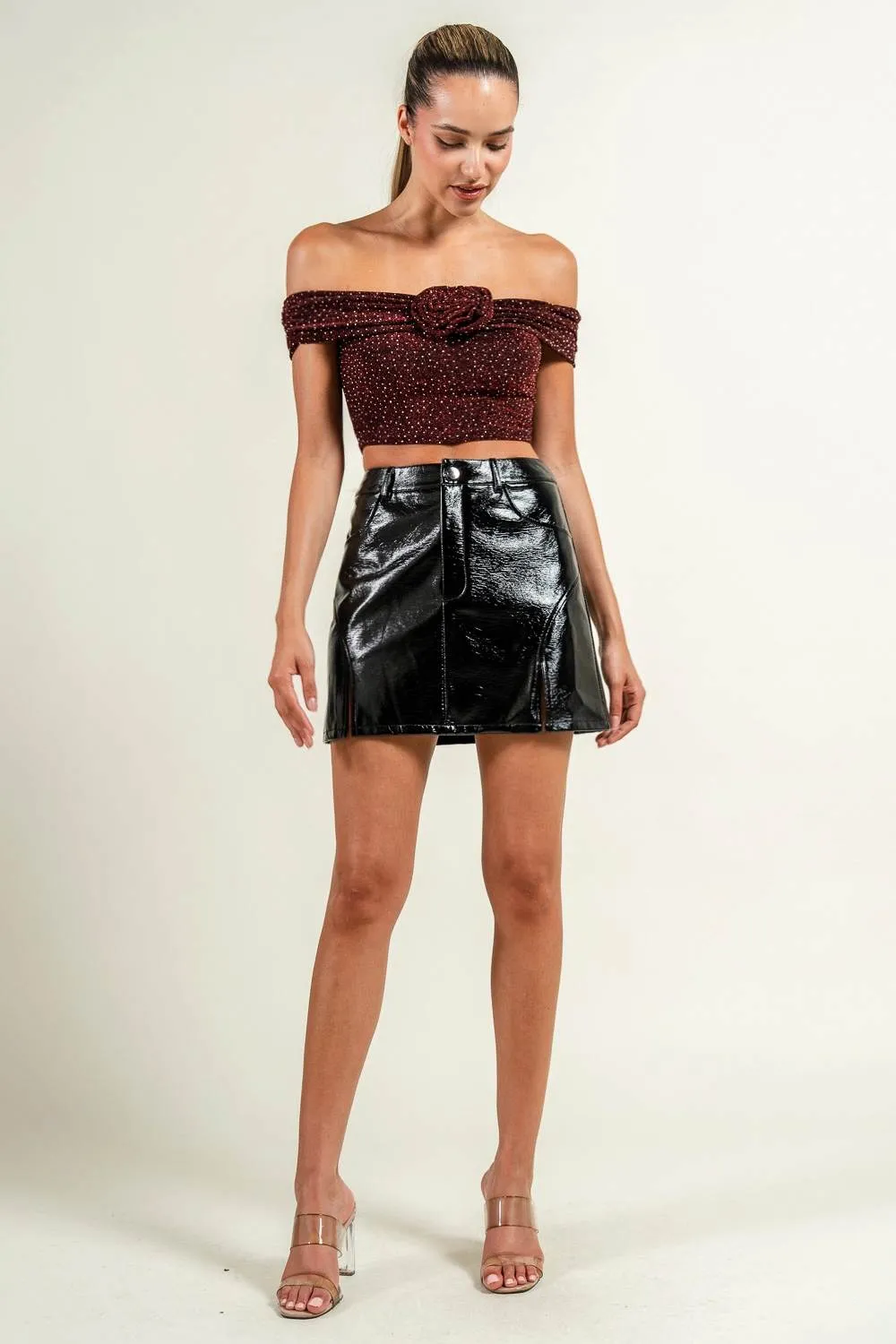 PB32027K / FRONT 2-SIDE SLIT SHINY PLEATHER MINI SKIRT sold by privy product image thumbnail 5