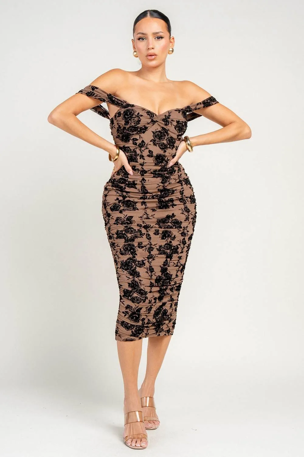 HD30429N / OFF THE SHOULDER RUCHED MIDI DRESS sold by privy product image thumbnail 3