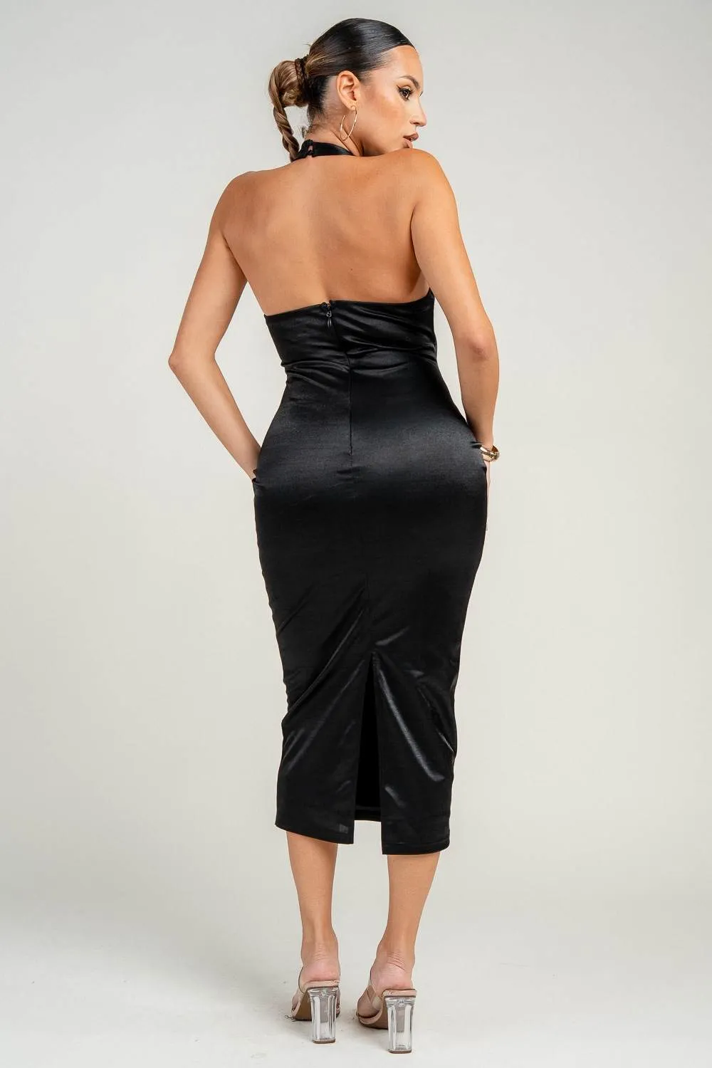 HD30541BTP / HALTER NECK CUT-OUT TTED MIDI DRESS sold by privy product image thumbnail 3