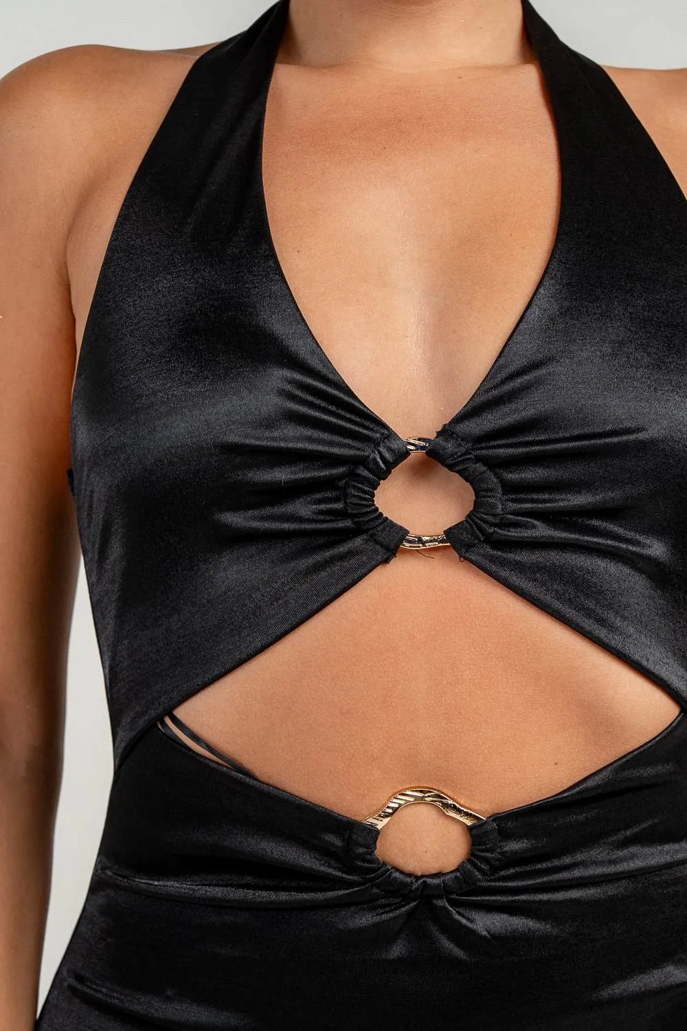 HD30541BTP / HALTER NECK CUT-OUT TTED MIDI DRESS sold by privy product image thumbnail 5