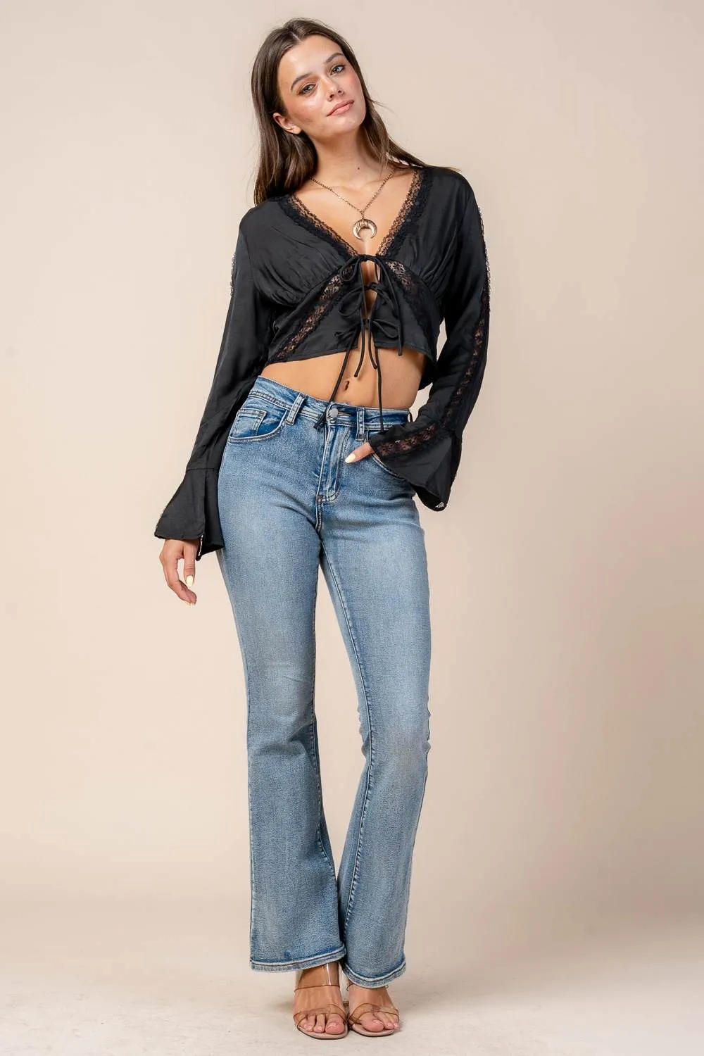 CT10524S / LACE TRIMMED DETAILED BELL SLV CROPPED TOP sold by privy product image thumbnail 5